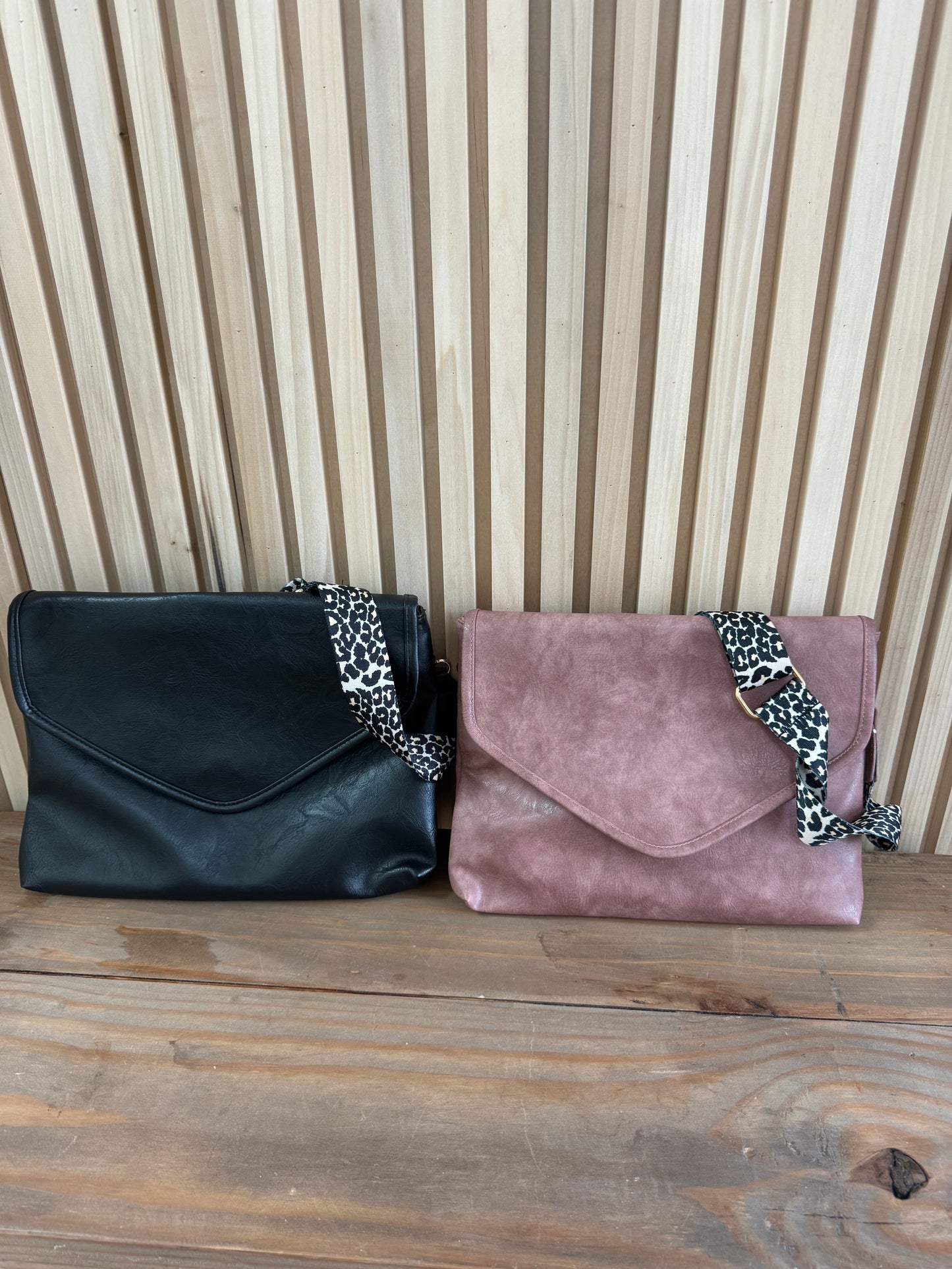 VEGAN LEATHER CROSSBODY