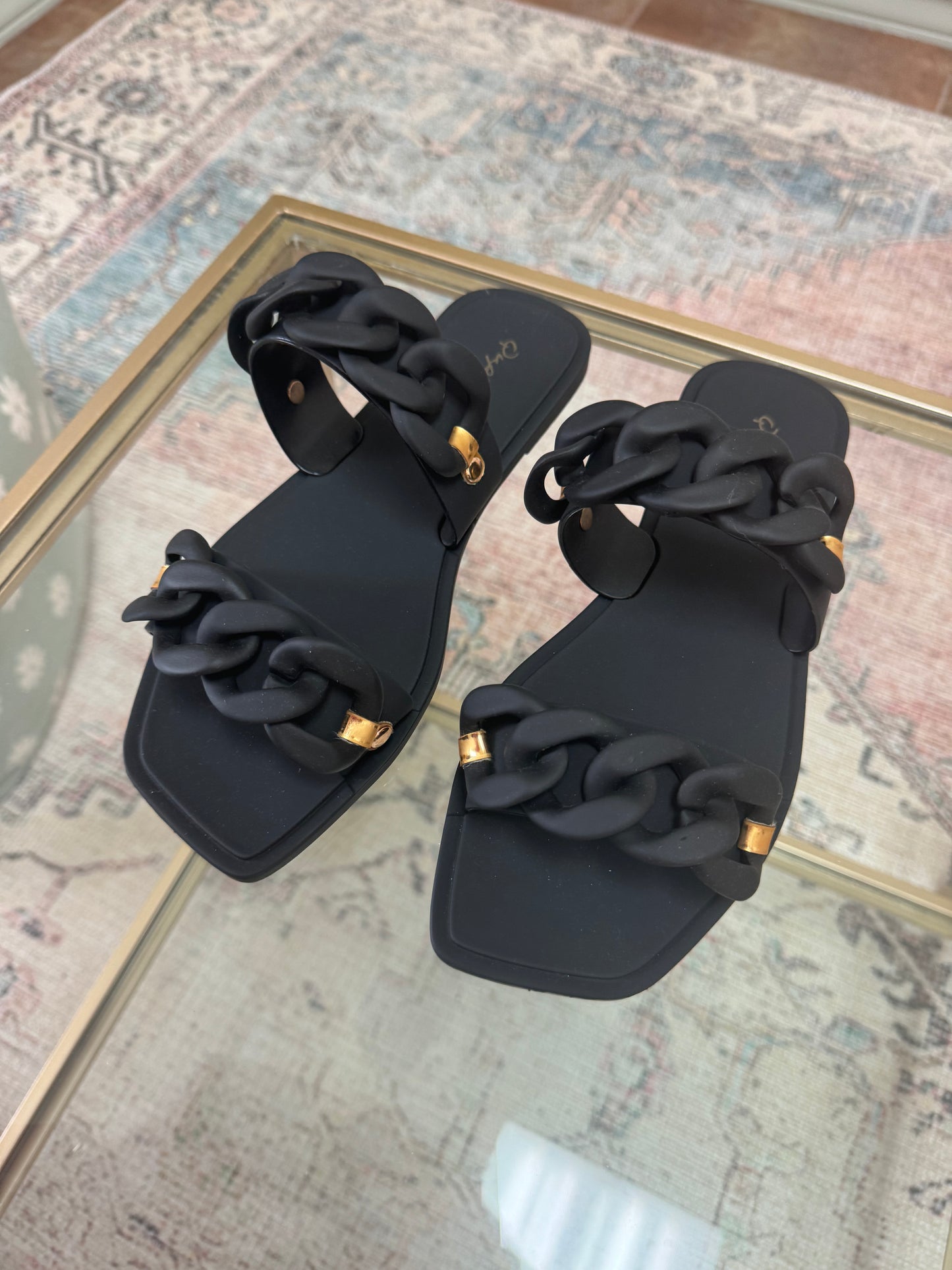 BLACK JELLY SANDALS